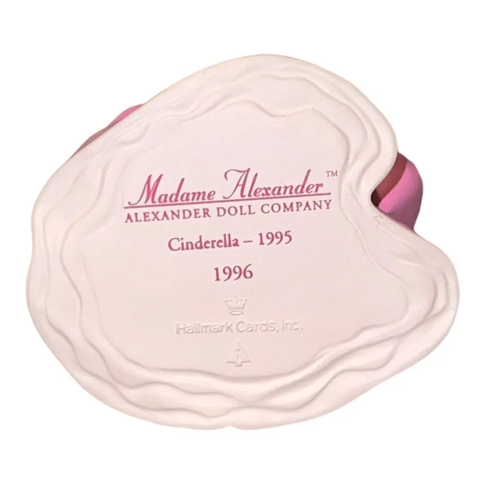 Hallmark Ornament Cinderella 1995 Madame Alexander Series #1 EUC